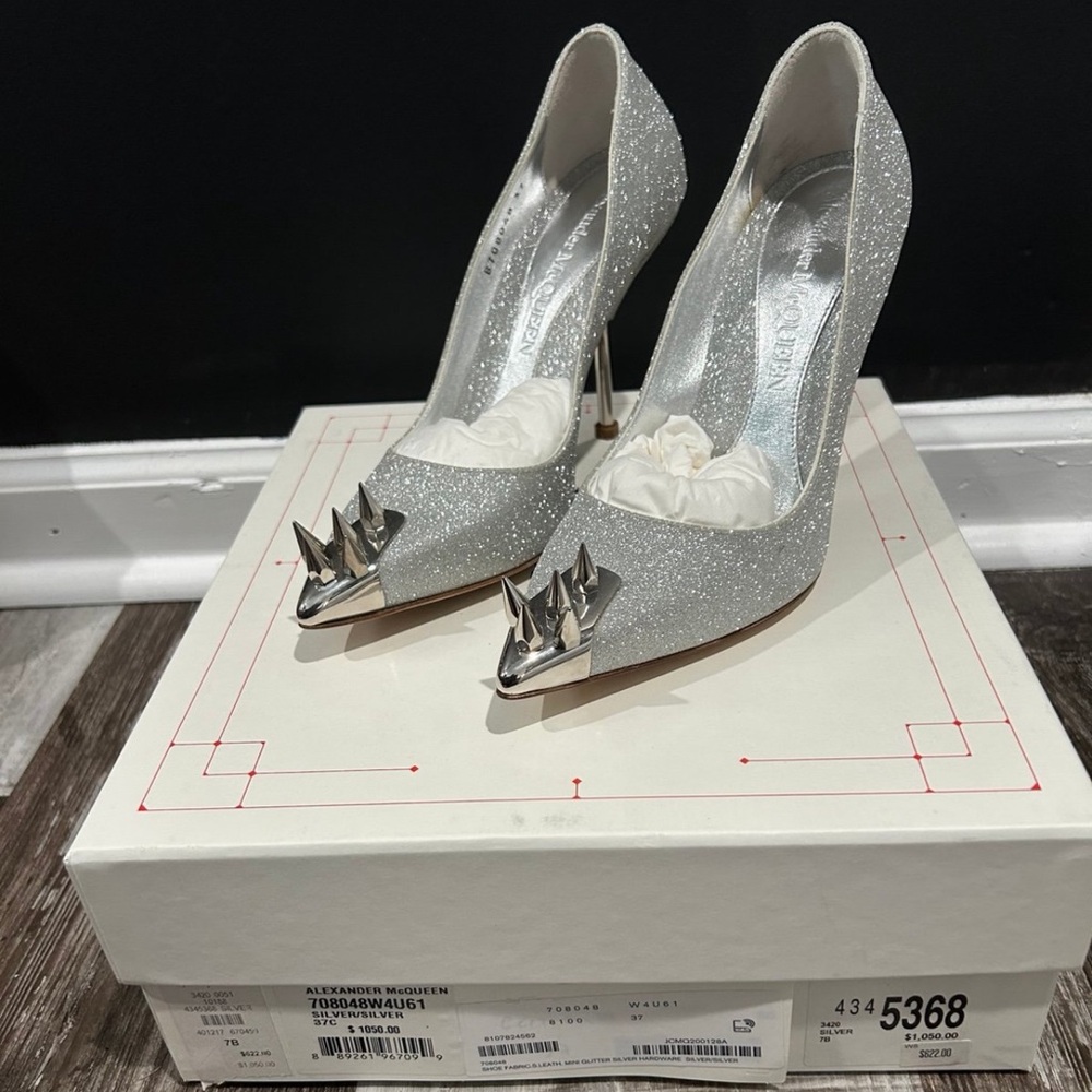 Alexander McQueen Glitter Punk Stud Pump 105MM silver heels Size 7